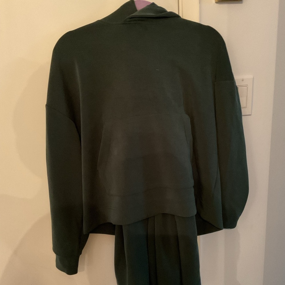 Simons Dark Green Hoodie and pants Size: Medium